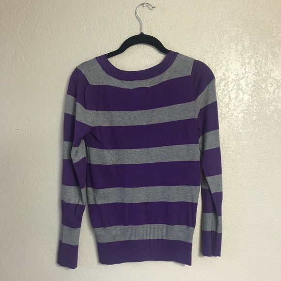SO Purple/Grey Striped V-neck Ribbed Sweater (XL) - Picture 2 of 4